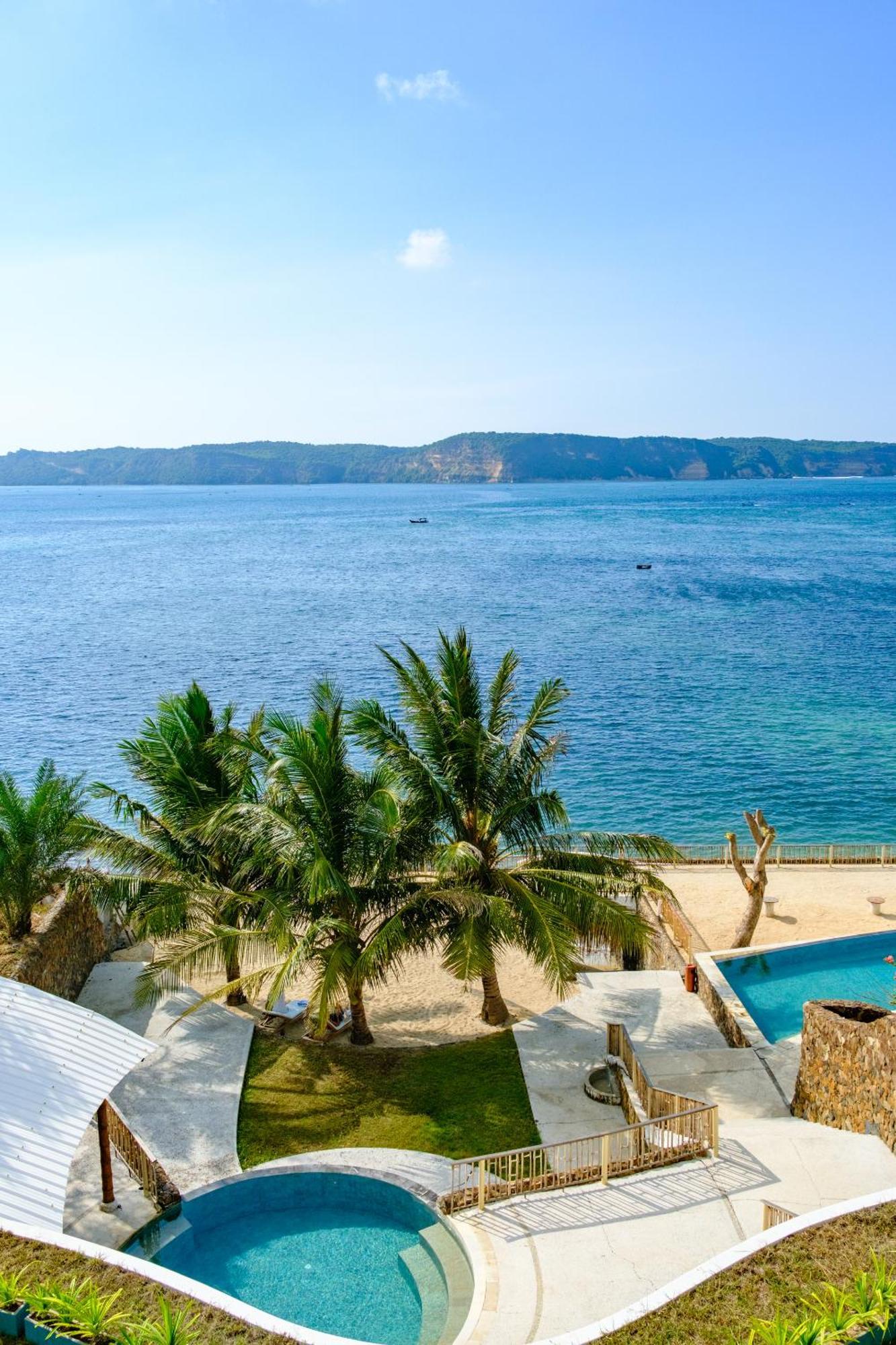 Inlight Lombok Beach Hotel Kuta  Exterior photo