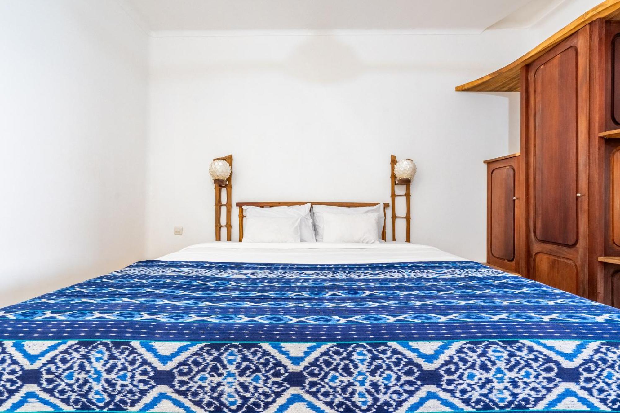 Inlight Lombok Beach Hotel Kuta  Room photo
